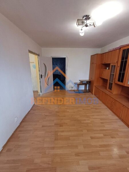 Rahova - Buzoieni Vanzare apartament 2 camere